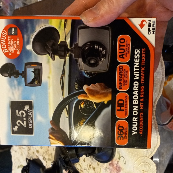 HD dash cam protect yourself from accidents car theft - Picture 6 of 11